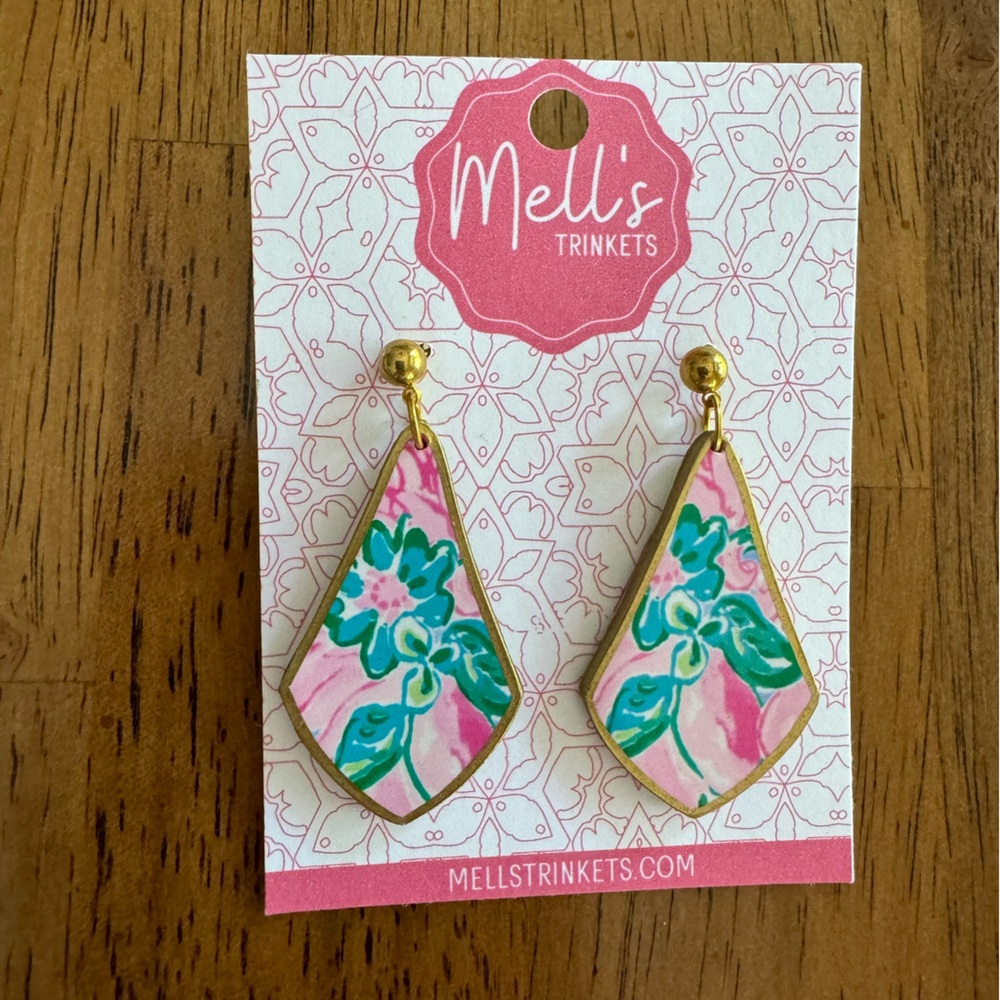 New Mell's Trinkets Lilly Pulitzer Inspired Earrings Pink Blossom Try Zest